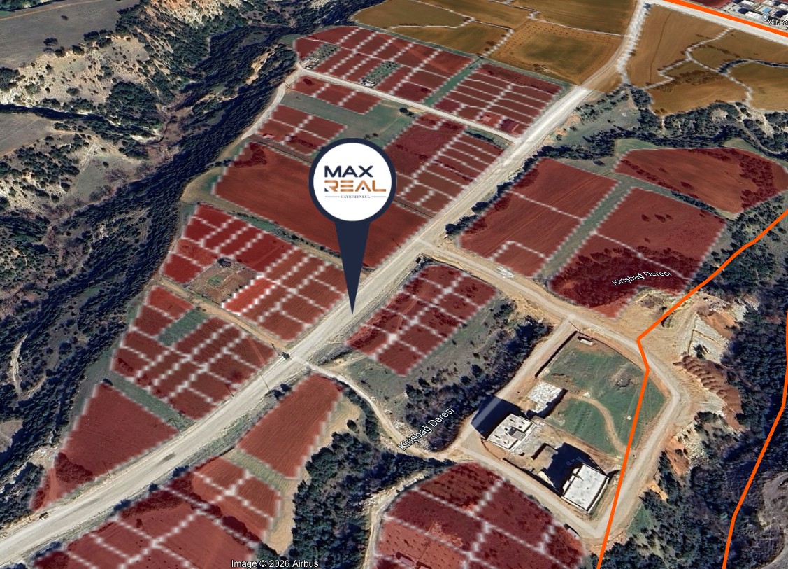 SATILIK GÖVEÇLİK DE 600 M² B+3 İMARLI ARSA