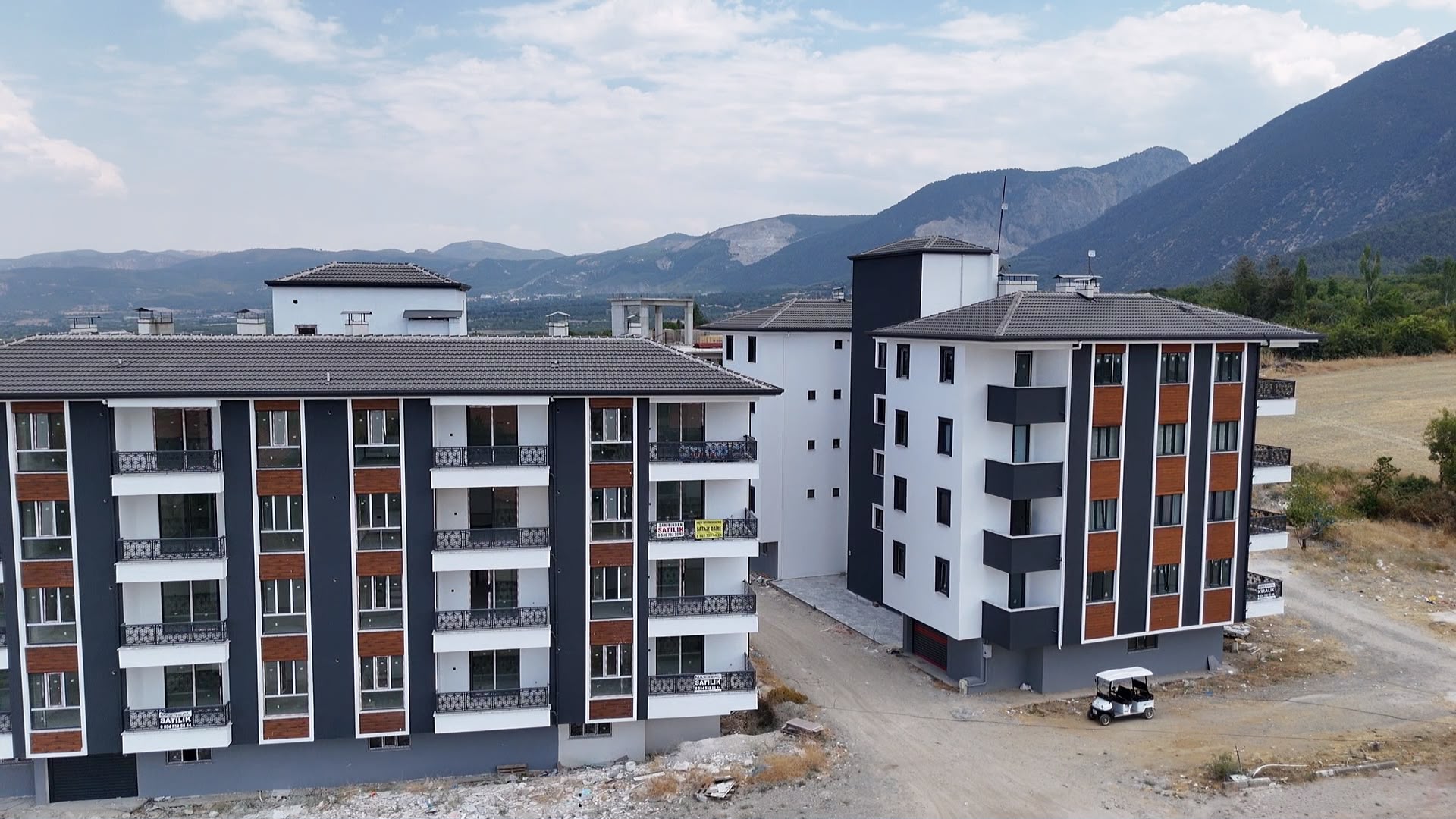 Denizli Honaz Colossae Konutları’nda 120 m² 2+1 Kiralık Daire
